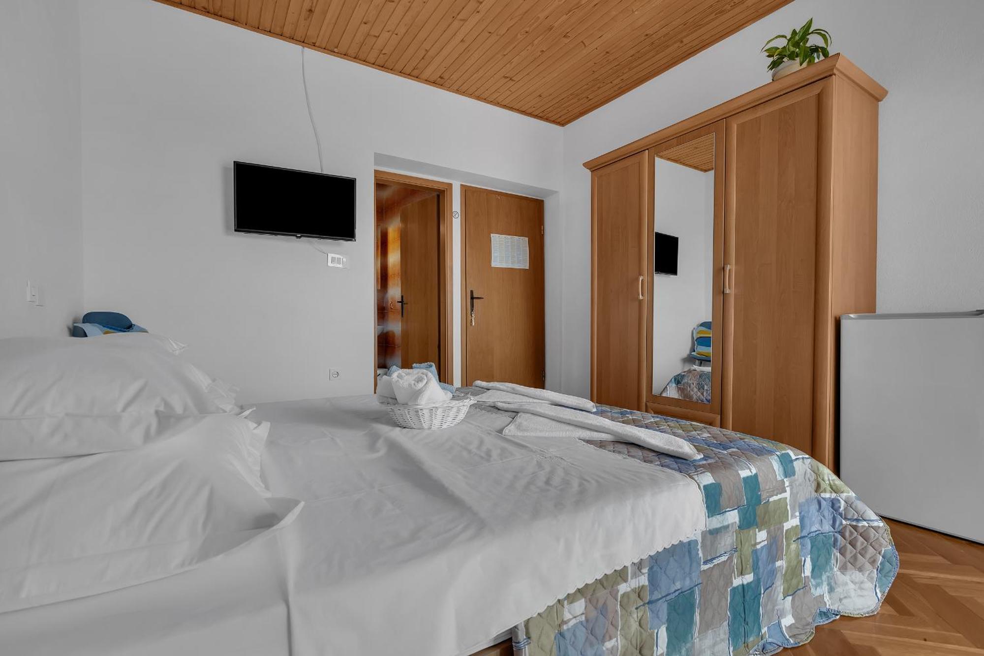 Apartment And Rooms Mila ماكارسكا المظهر الخارجي الصورة