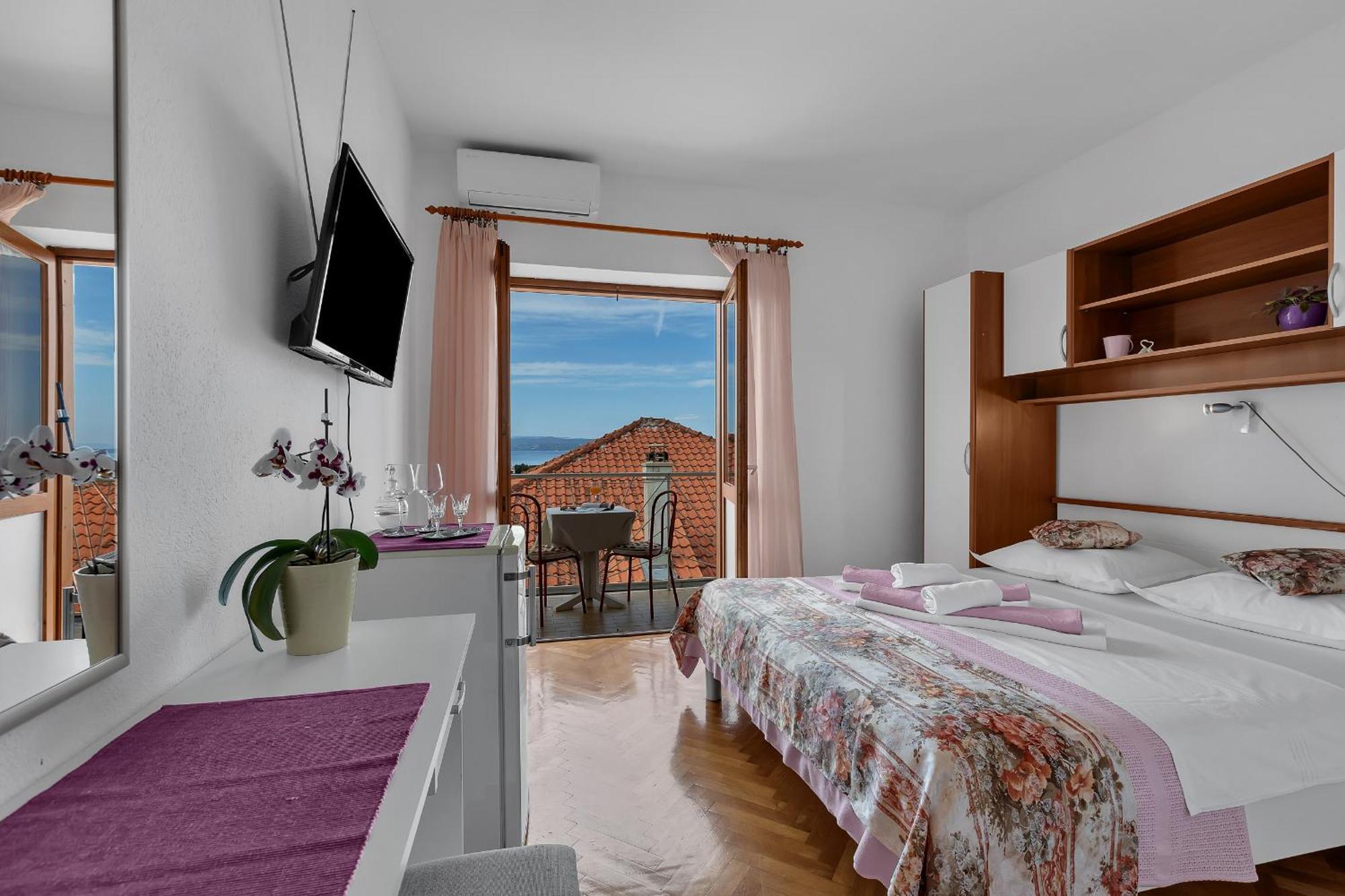 Apartment And Rooms Mila ماكارسكا المظهر الخارجي الصورة