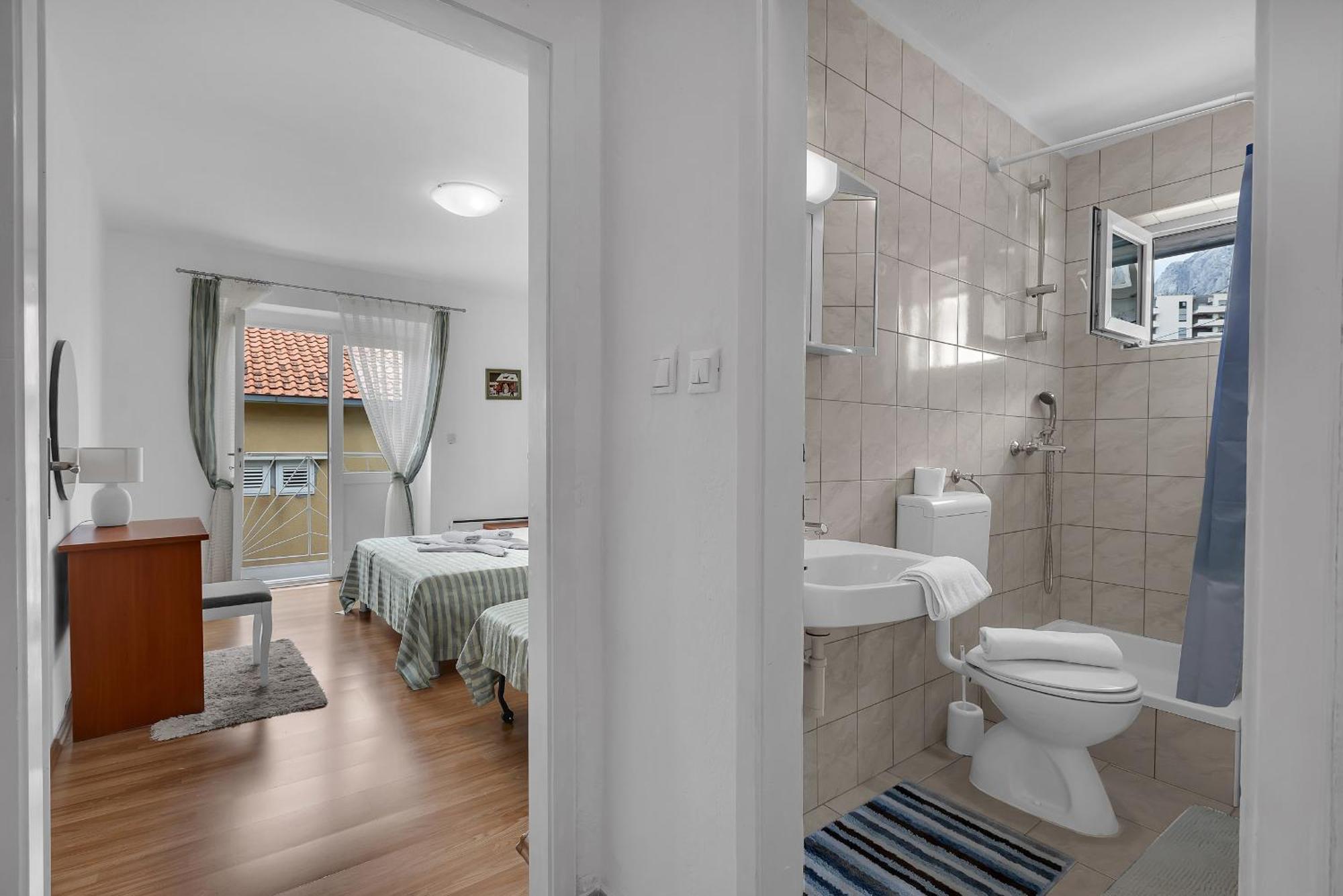 Apartment And Rooms Mila ماكارسكا المظهر الخارجي الصورة