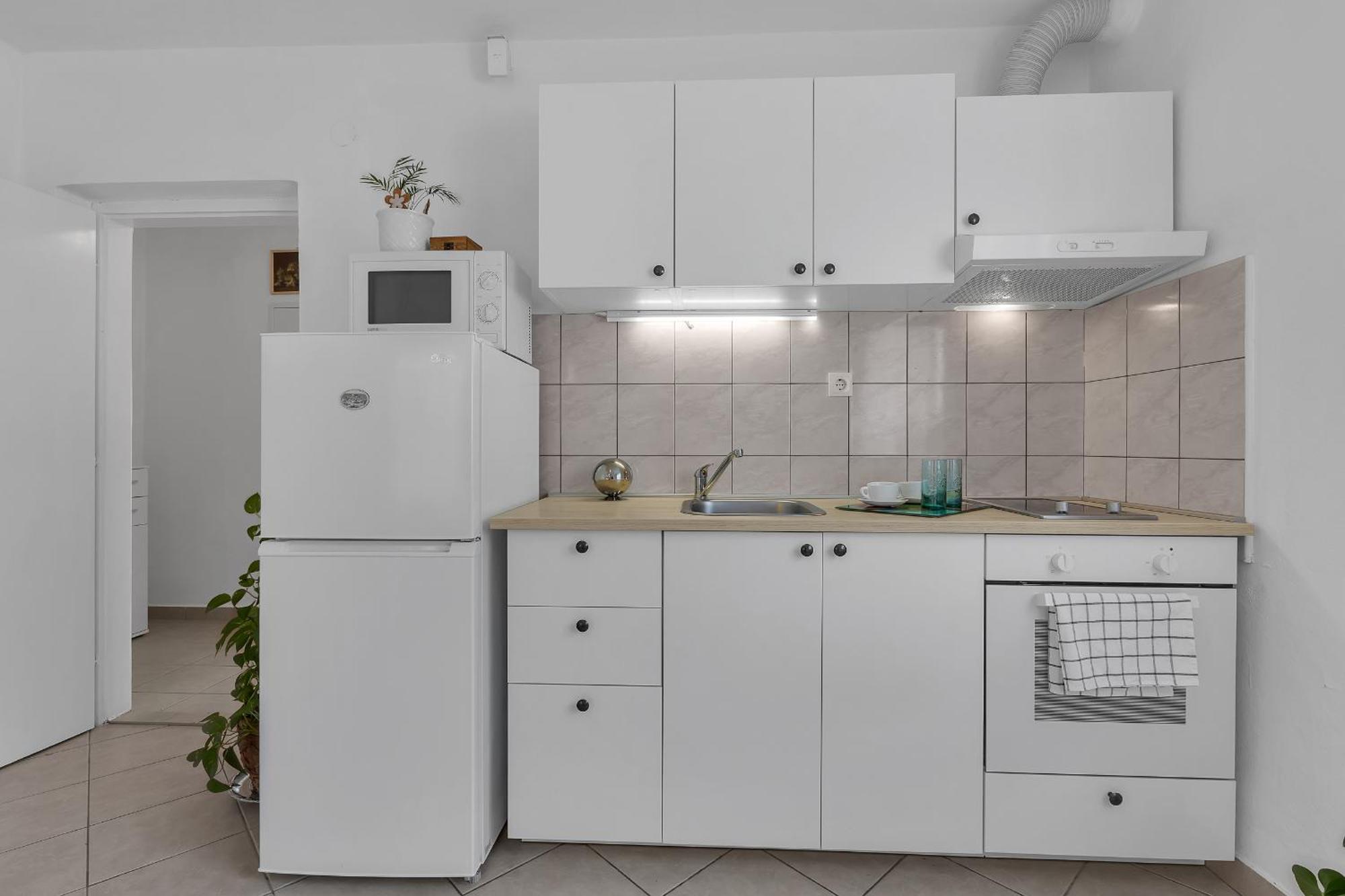 Apartment And Rooms Mila ماكارسكا المظهر الخارجي الصورة