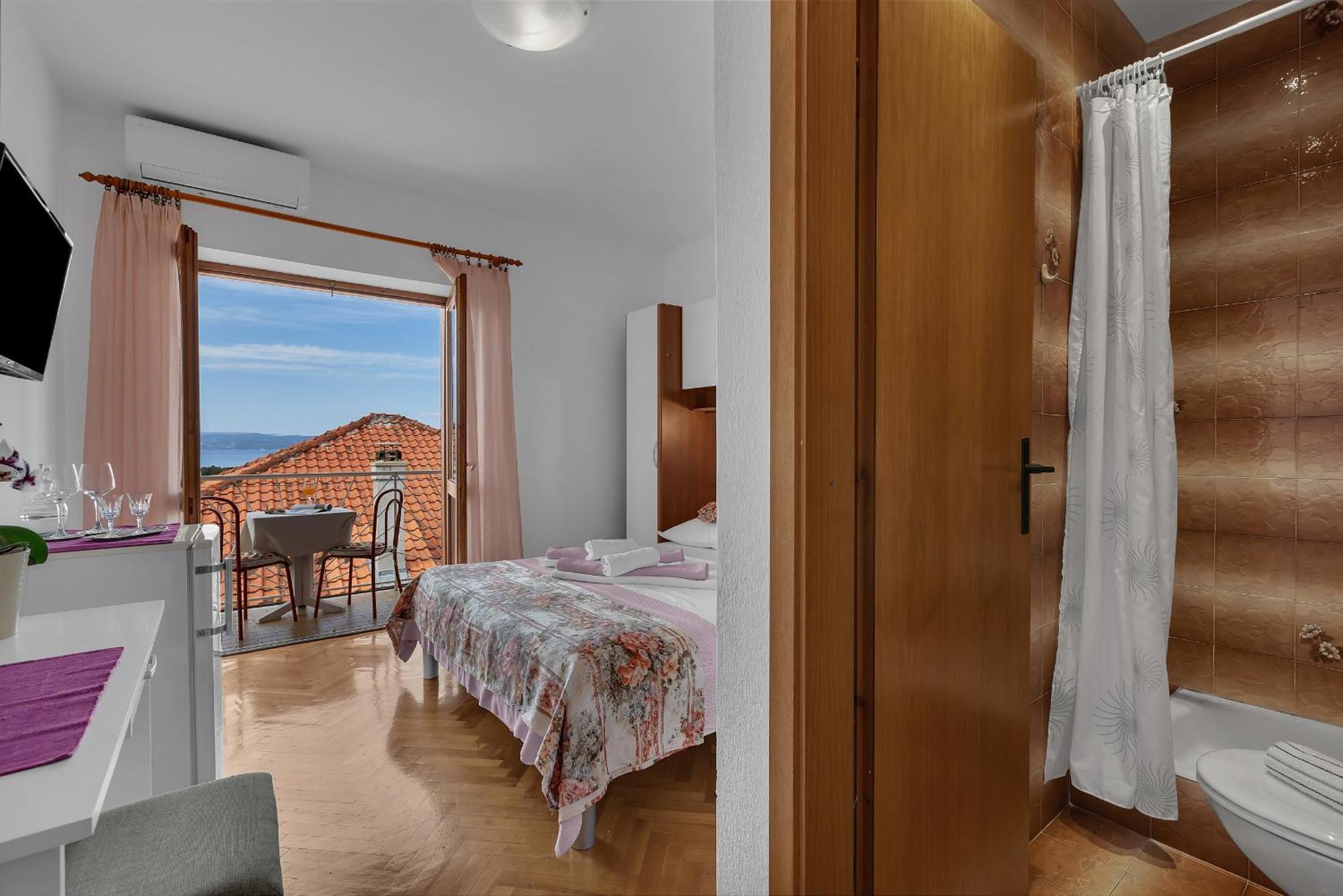 Apartment And Rooms Mila ماكارسكا المظهر الخارجي الصورة